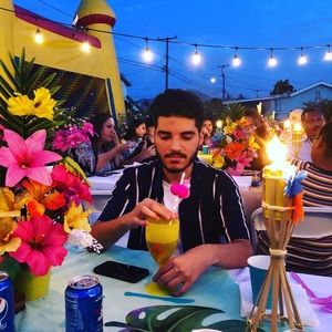 Meet your Posher, Mike